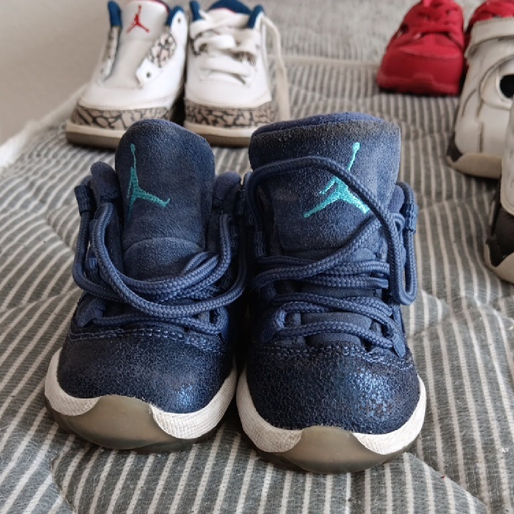 Kids Blue Jordan Sneakers